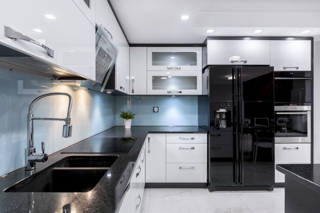black quartz countertops